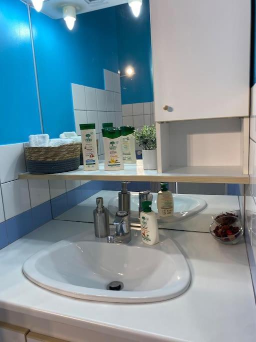 Superbe Studio Cosy Et Atypique 3 Etoiles Montbéliard Buitenkant foto